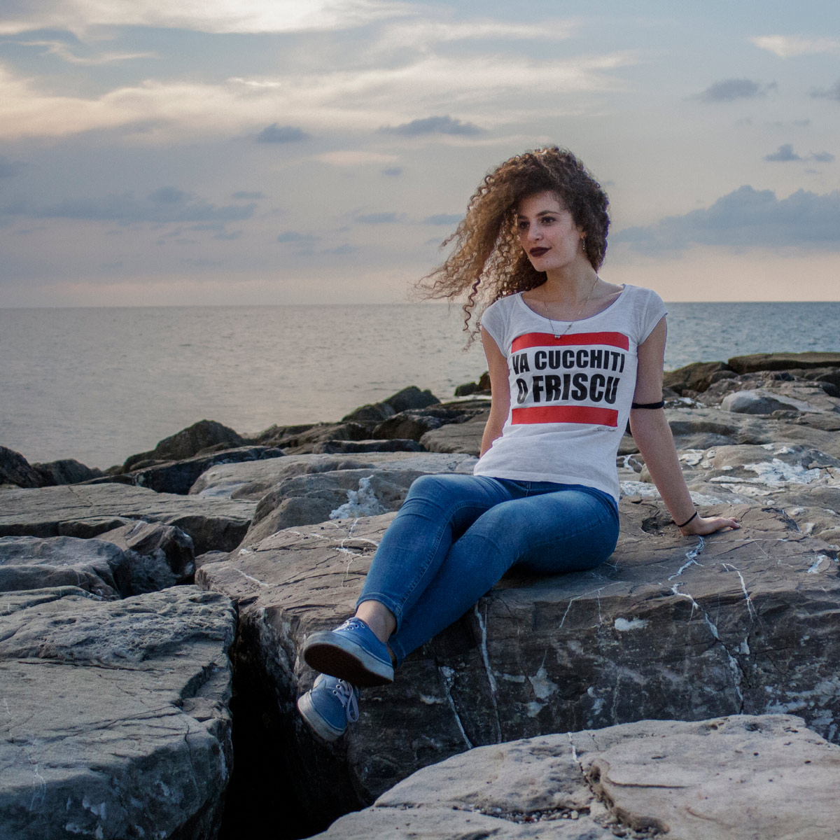 va cucchiti o friscu detto siciliano Sam Badi Clothing